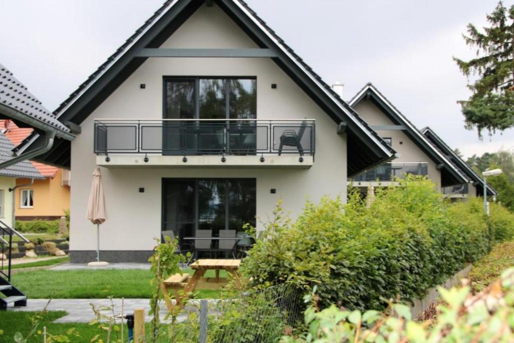 U16 Og - Komfortable Ferienwohnung Mit Kamin, Wlan Und Seeblick Marienfelde Exterior photo