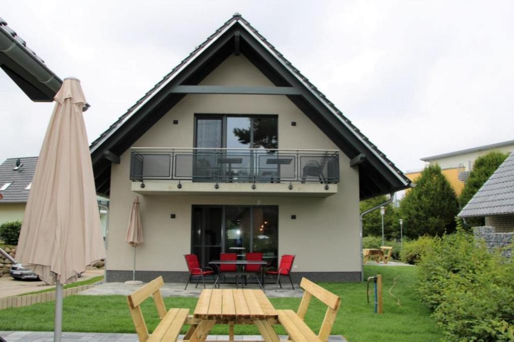 U16 Og - Komfortable Ferienwohnung Mit Kamin, Wlan Und Seeblick Marienfelde Exterior photo